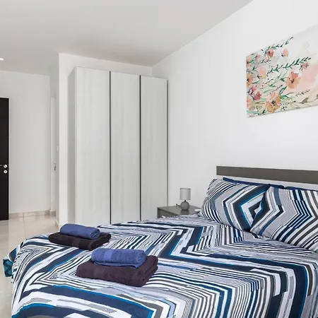 Modern 3Br Stylish Apartment With Large Balcony - Close To St Julians And St Georges Bay Is-Swieqi Exterior photo