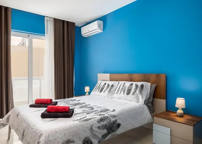 Modern 3Br Stylish Apartment With Large Balcony - Close To St Julians And St Georges Bay