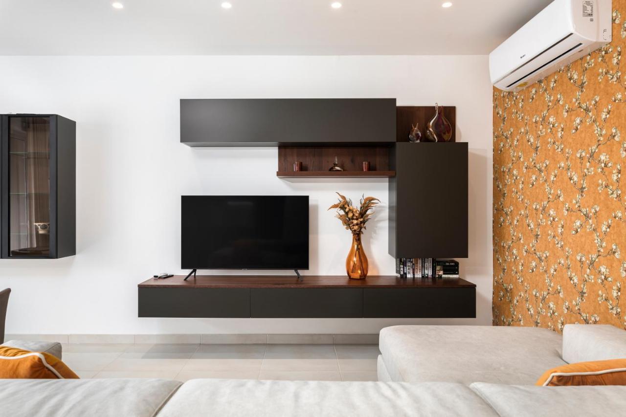 Appartement Modern 3br Stylish With Large Balcony - Close To St Julians And St Georges Bay